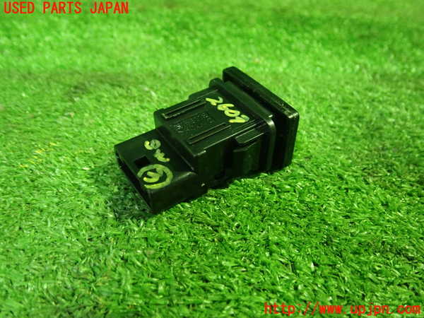 1UPJ-26036308]エスティマハイブリッド(AHR20W)スイッチ3 (SNOW) 中古_m0002.jpg