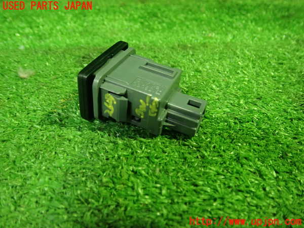 1UPJ-26036309]エスティマハイブリッド(AHR20W)スイッチ4 (AFS OFF) 中古_m0002.jpg