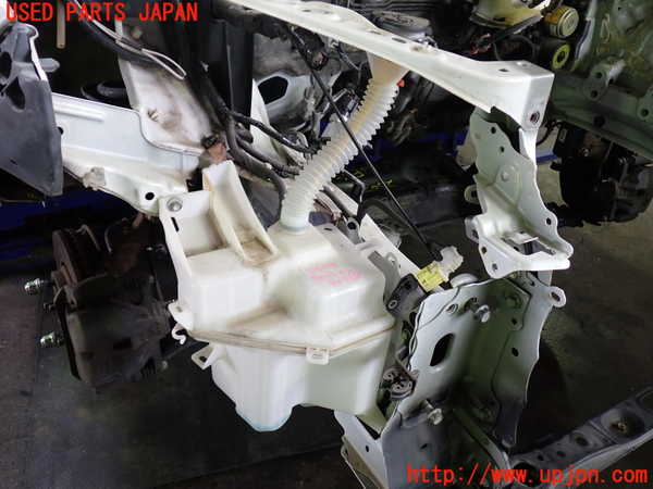 1UPJ-26036791]エスティマハイブリッド(AHR20W)ウォッシャータンク1 中古_m0001.jpg