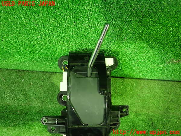 1UPJ-26037555]エスティマハイブリッド(AHR20W)ATシフトレバー 中古_m0002.jpg