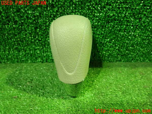 1UPJ-26037570]エスティマハイブリッド(AHR20W)シフトノブ 中古_m0001.jpg