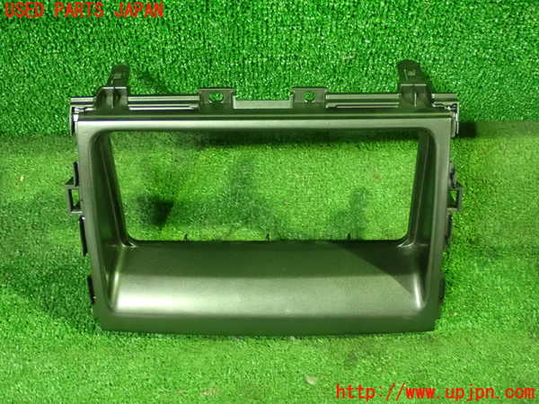1UPJ-26037693]エスティマハイブリッド(AHR20W)内装トリム類3 中古_m0001.jpg