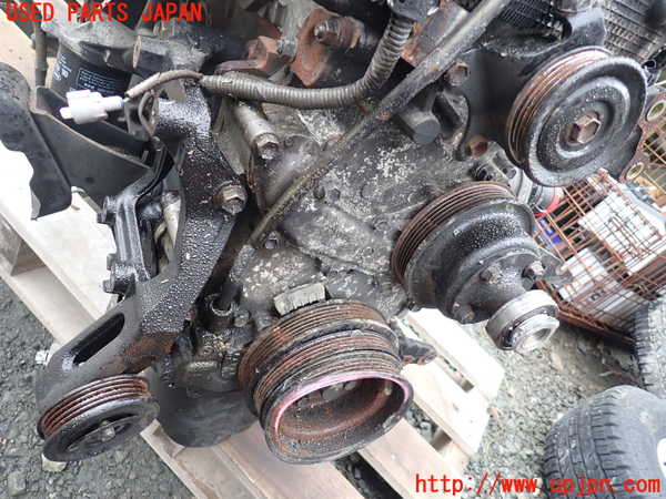 1UPJ-26042010]ハイラックスサーフ(RZN185W)エンジン 3RZ-FE 4WD 中古_m0002.jpg