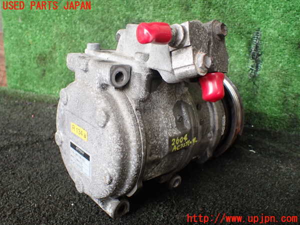 5UPJ-26046025]ハイラックスサーフ(RZN185W)エアコンコンプレッサー 中古_m0002.jpg