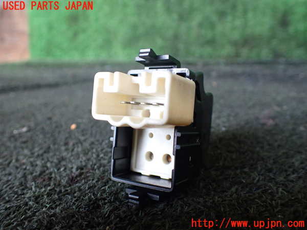 5UPJ-26046245]ハイラックスサーフ(RZN185W)左前パワーウィンドウスイッチ 中古_m0002.jpg