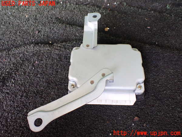 5UPJ-26046125]ハイラックスサーフ(RZN185W)ABSコンピューター 中古_m0003.jpg