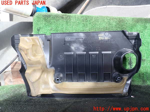 1UPJ-26052160]デリカD：5(CV1W)エンジンアッパーカバー 中古_m0002.jpg