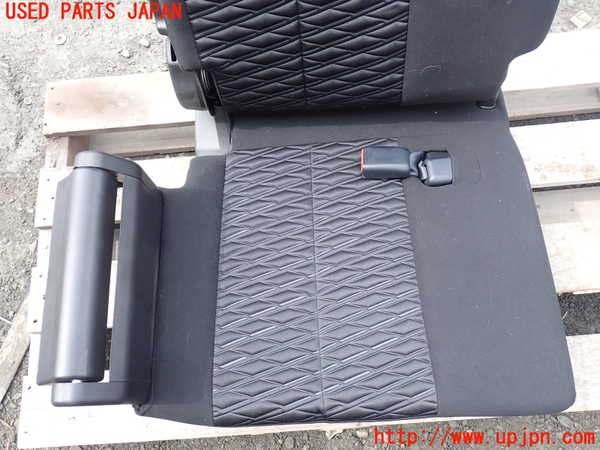 5UPJ-26057235]デリカD：5(CV1W)右3列目シート 中古_m0003.jpg