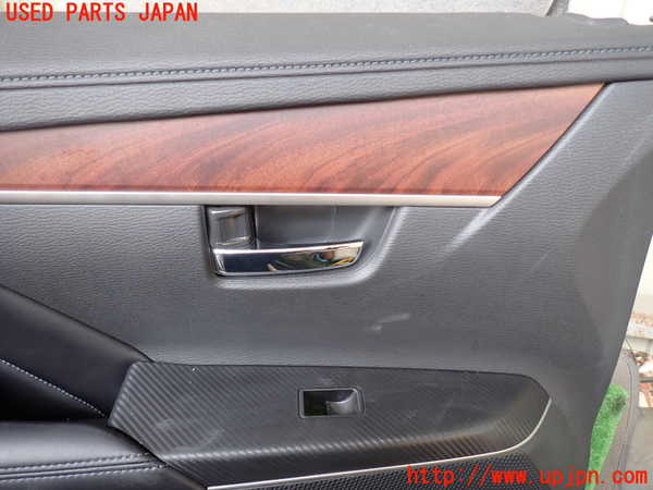 1UPJ-26051264]デリカD：5(CV1W)左前ドア内張り 中古_m0002.jpg