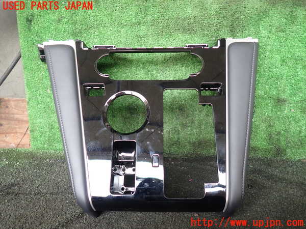 1UPJ-26057691]デリカD：5(CV1W)内装トリム類1 中古_m0001.jpg