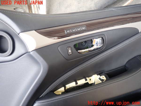 1UPJ-26061234]レクサス・LS460(USF40)右前ドア内張り 中古_m0002.jpg