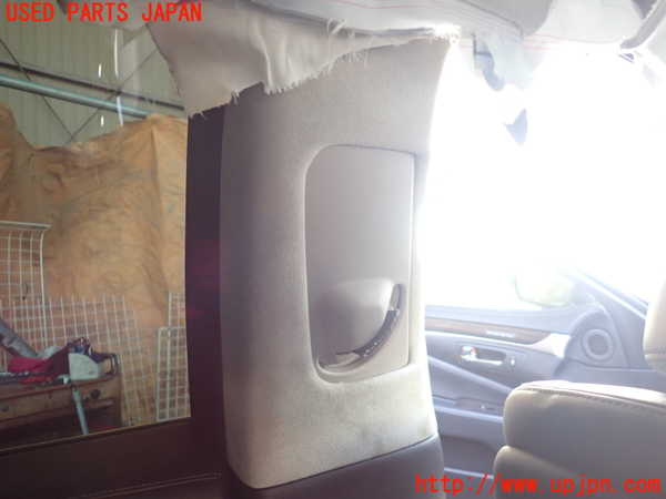 1UPJ-26067670]レクサス・LS460(USF40)左センターピラートリム 中古_m0001.jpg