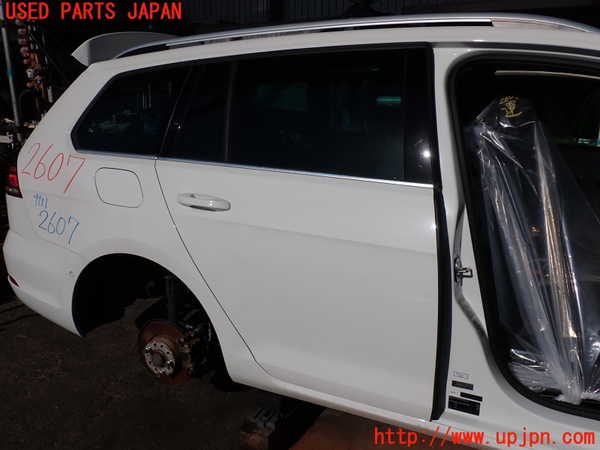 2UPJ-26071290]VW ゴルフ ヴァリアント(AUDFG)右後ドア 中古(43R-006723)_m0001.jpg