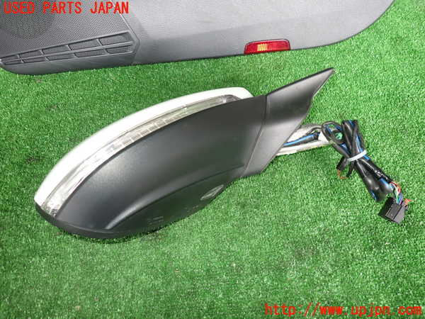 2UPJ-26071210]VW ゴルフ ヴァリアント(AUDFG)右ドアミラー 中古_m0002.jpg