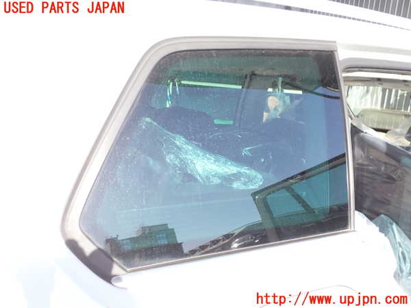 2UPJ-26071380]VW ゴルフ ヴァリアント(AUDFG)右クォーターガラス 中古(43R-006723)_m0001.jpg