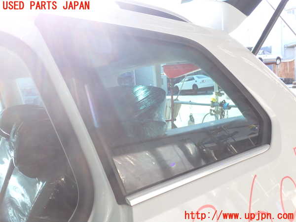 2UPJ-26071382]VW ゴルフ ヴァリアント(AUDFG)左クォーターガラス 中古(43R-006723)_m0001.jpg