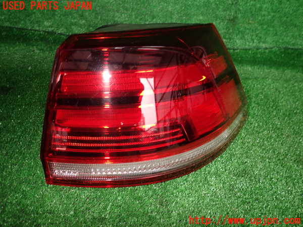 2UPJ-26071530]VW ゴルフ ヴァリアント(AUDFG)右テールランプ 中古_m0001.jpg