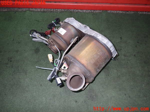 2UPJ-26072661]VW ゴルフ ヴァリアント(AUDFG)触媒1 中古_m0002.jpg