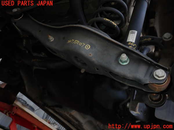 2UPJ-26075200]VW ゴルフ ヴァリアント(AUDFG)右リアロアアーム1 中古_m0001.jpg