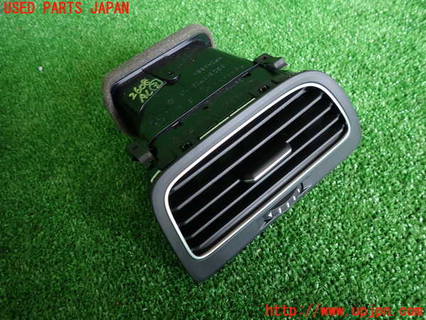 2UPJ-26077528]VW ゴルフ ヴァリアント(AUDFG)エアコン吹き出し口3 (左) 中古_m0001.jpg
