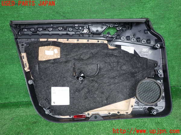 2UPJ-26071234]VW ゴルフ ヴァリアント(AUDFG)右前ドア内張り 中古_m0003.jpg