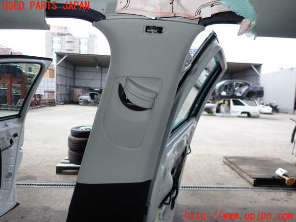 2UPJ-26077665]VW ゴルフ ヴァリアント(AUDFG)右センターピラートリム 中古_m0002.jpg