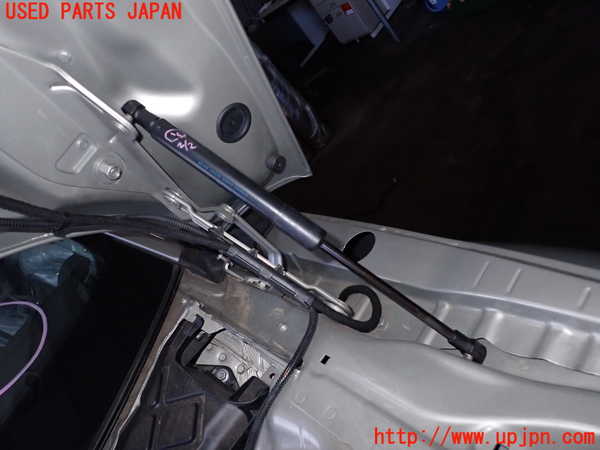 2UPJ-26091068]アウディ・TT クーペ(8JBUBF)ボンネットダンパー 中古_m0002.jpg