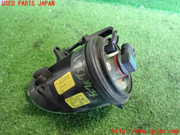 2UPJ-26091182]アウディ・TT クーペ(8JBUBF)左フォグ 中古_m0003.jpg
