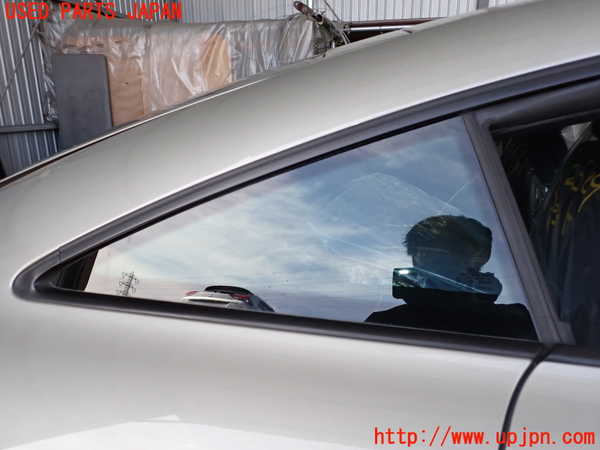 2UPJ-26091380]アウディ・TT クーペ(8JBUBF)右クォーターガラス 中古(43R-001057 M231)_m0001.jpg