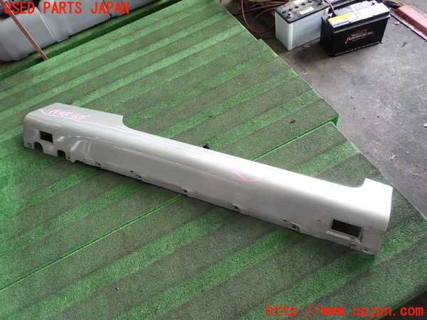 2UPJ-26091390]アウディ・TT クーペ(8JBUBF)右サイドステップ 中古_m0001.jpg
