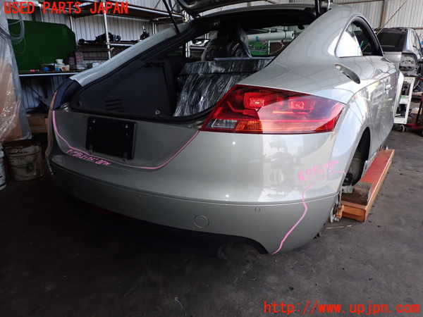 2UPJ-26091610]アウディ・TT クーペ(8JBUBF)リアバンパー 中古_m0001.jpg