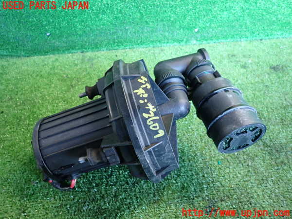 2UPJ-26092590]アウディ・TT クーペ(8JBUBF)エアポンプ 中古_m0001.jpg