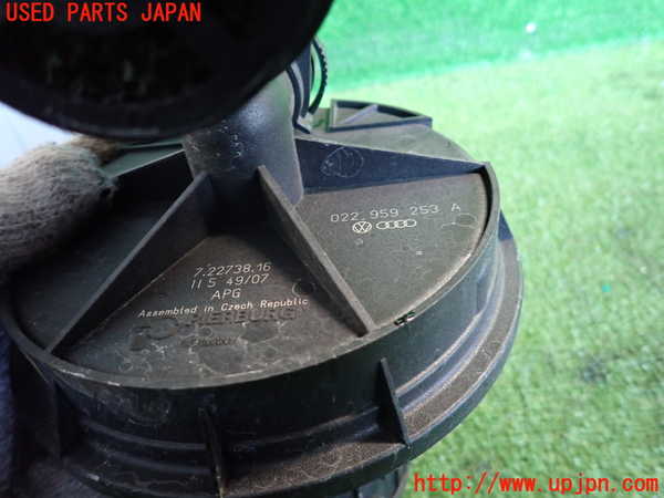 2UPJ-26092590]アウディ・TT クーペ(8JBUBF)エアポンプ 中古_m0003.jpg