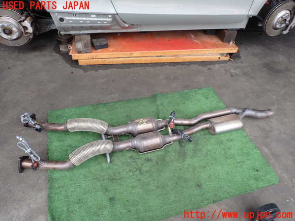 2UPJ-26092651]アウディ・TT クーペ(8JBUBF)センターパイプ1 中古_m0001.jpg