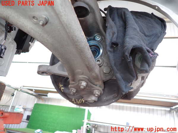 2UPJ-26094295]アウディ・TT クーペ(8JBUBF)左フロントナックルハブ 中古_m0002.jpg