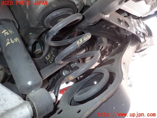 2UPJ-26095105]アウディ・TT クーペ(8JBUBF)左リアスプリング 中古_m0001.jpg