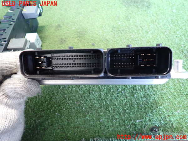 2UPJ-26096110]アウディ・TT クーペ(8JBUBF)エンジンコンピューター 中古_m0003.jpg