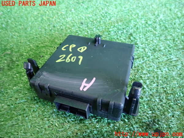 2UPJ-26096146]アウディ・TT クーペ(8JBUBF)コンピューター1 (GATEWAY CONTROL) 中古_m0001.jpg