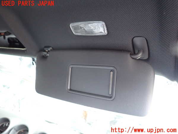 2UPJ-26097625]アウディ・TT クーペ(8JBUBF)室内サンバイザー右側 中古_m0002.jpg