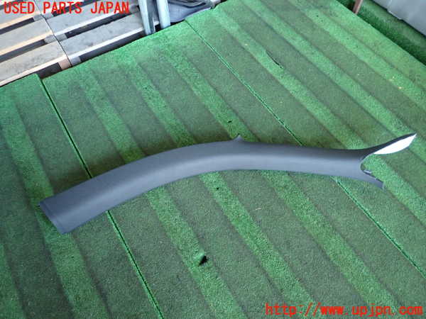 2UPJ-26097660]アウディ・TT クーペ(8JBUBF)左フロントピラートリム 中古_m0001.jpg