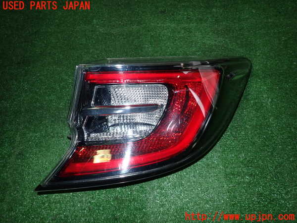 2UPJ-26101530]カローラ スポーツ ハイブリッド(ZWE211H)右テールランプ 中古_m0001.jpg