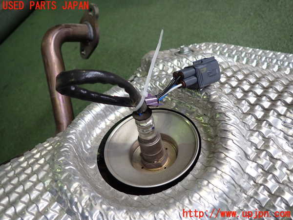 2UPJ-26102041]カローラ スポーツ ハイブリッド(ZWE211H)エキマニ1 触媒 マニバーター 中古_m0002.jpg