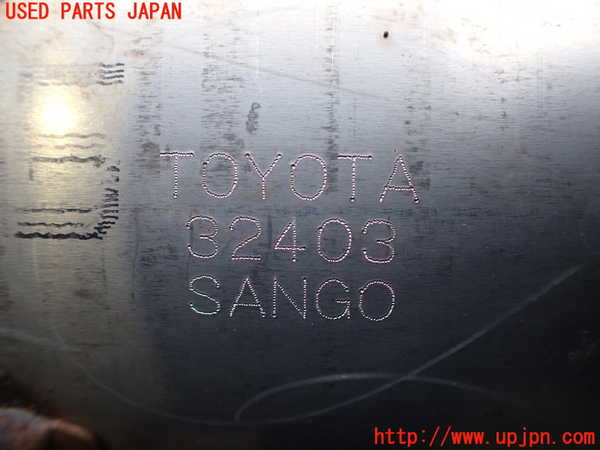 2UPJ-26102661]カローラ スポーツ ハイブリッド(ZWE211H)触媒1 中古_m0003.jpg
