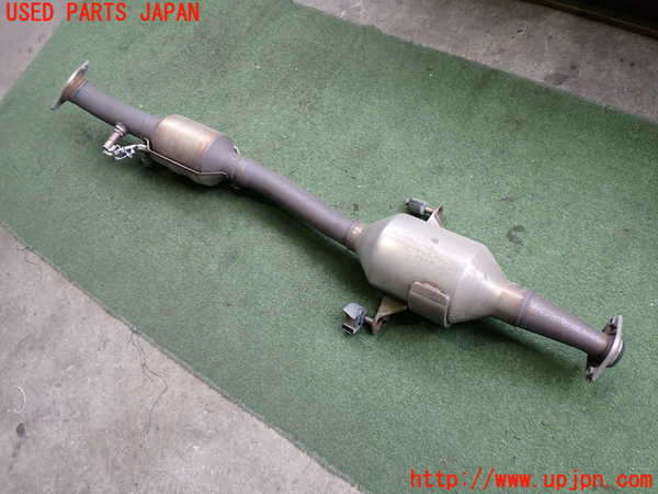 2UPJ-26102661]カローラ スポーツ ハイブリッド(ZWE211H)触媒1 中古_m0004.jpg