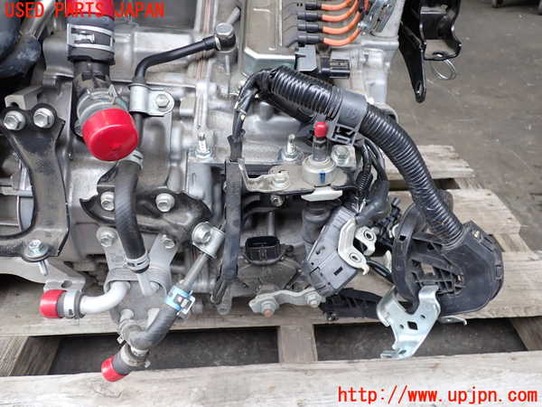 2UPJ-26103010]カローラ スポーツ ハイブリッド(ZWE211H)ミッション AT 2ZR-FXE 中古_m0002.jpg