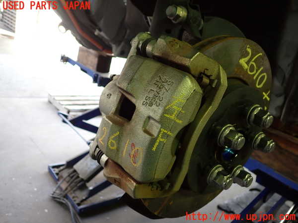 2UPJ-26104085]カローラ スポーツ ハイブリッド(ZWE211H)左フロントキャリパー 中古_m0001.jpg