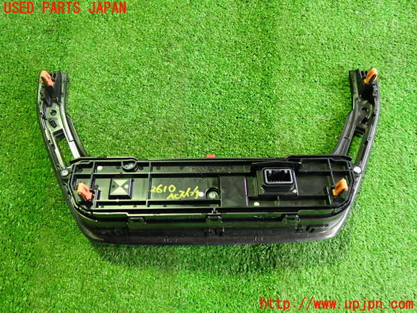 5UPJ-26106066]カローラ スポーツ ハイブリッド(ZWE211H)エアコンスイッチ1 中古_m0002.jpg