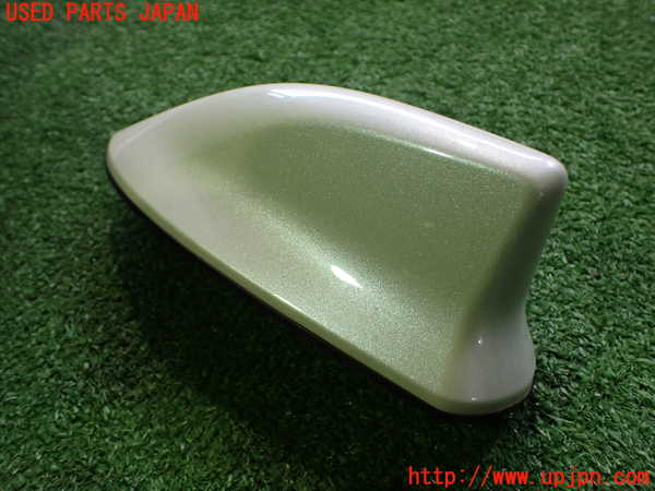 2UPJ-26106550]カローラ スポーツ ハイブリッド(ZWE211H)アンテナ 中古_m0002.jpg