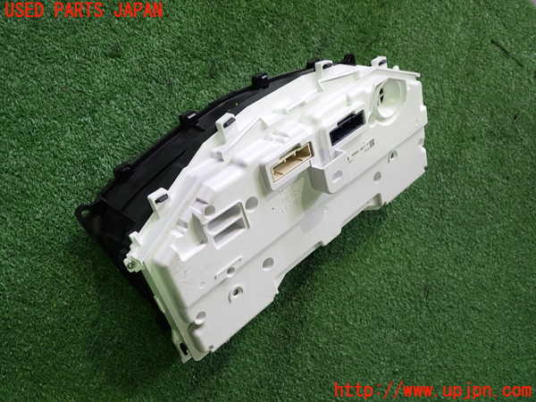 2UPJ-26106170]カローラ スポーツ ハイブリッド(ZWE211H)スピードメーター 中古_m0002.jpg