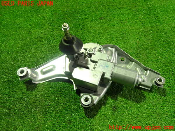 2UPJ-26106775]カローラ スポーツ ハイブリッド(ZWE211H)リアワイパーモーター 中古_m0001.jpg